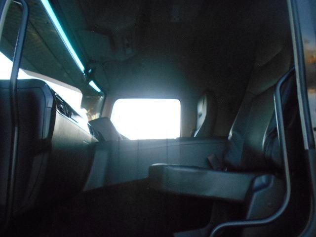 MITSUBISHI FUSOU SUPER GREAT 2018