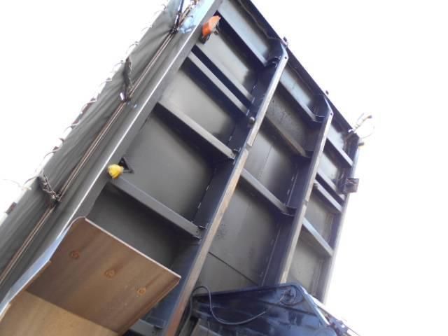 NISSAN DIESEL Quon 2017