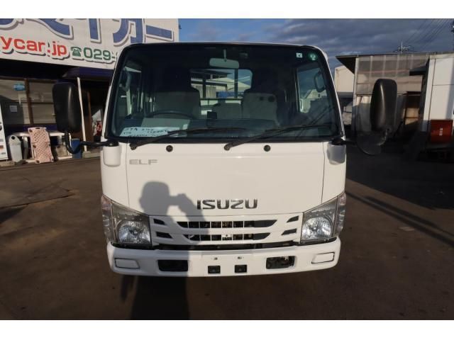 ISUZU ELF 2015