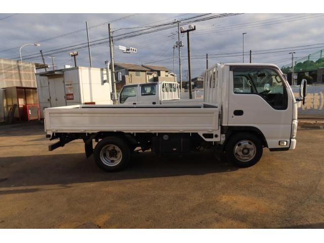 ISUZU ELF 2015
