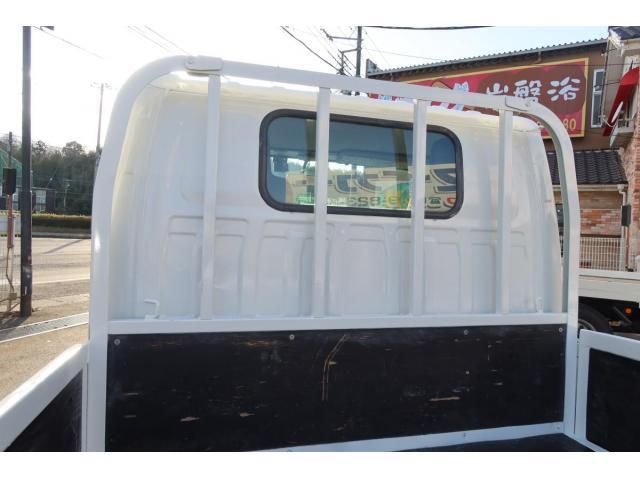 ISUZU ELF 2015