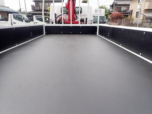 MITSUBISHI CANTER 2025