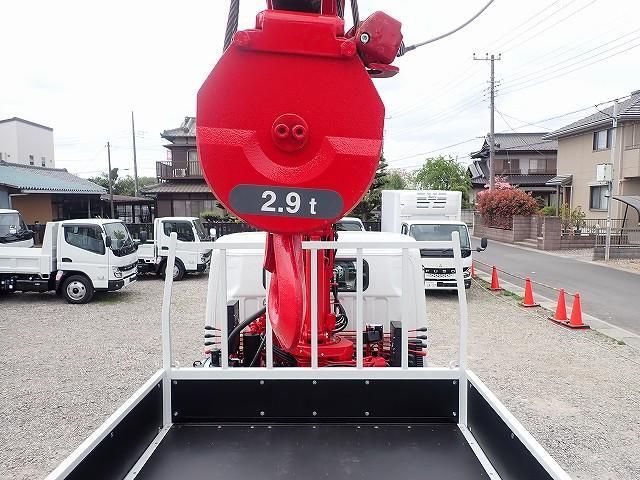 MITSUBISHI CANTER 2025