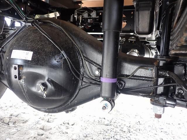 MITSUBISHI CANTER 2025