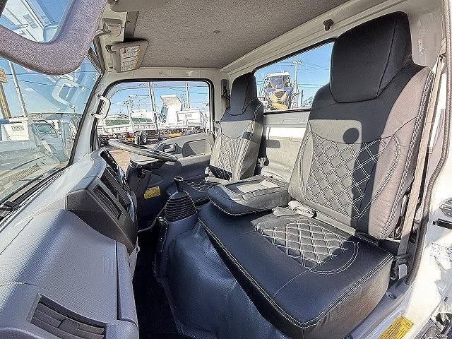 NISSAN DIESEL CONDOR 2013