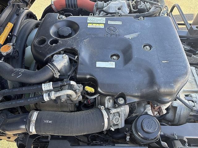 NISSAN DIESEL CONDOR 2013