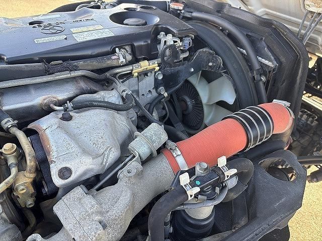 NISSAN DIESEL CONDOR 2013