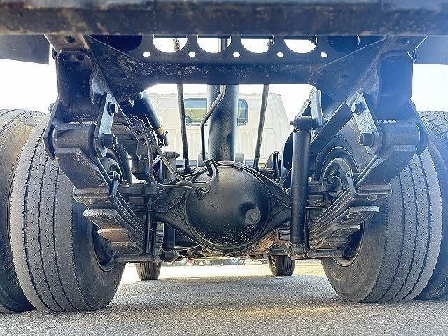 NISSAN DIESEL CONDOR 2013