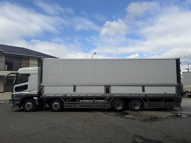 MITSUBISHI FUSOU SUPER GREAT 2020