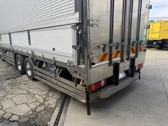 MITSUBISHI FUSOU SUPER GREAT 2020