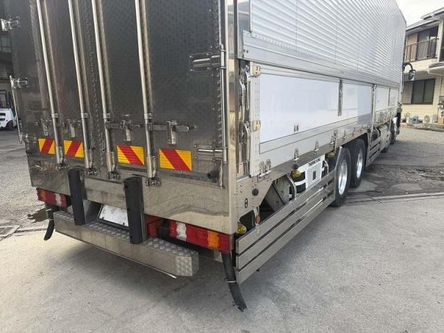 MITSUBISHI FUSOU SUPER GREAT 2020