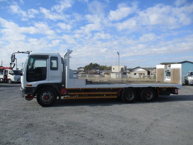 ISUZU FORWARD 2004