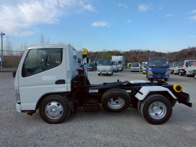MITSUBISHI CANTER 2007