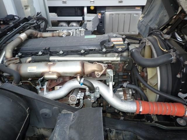 MITSUBISHI FUSOU FIGHTER 2014