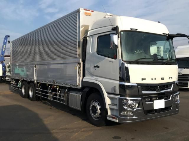MITSUBISHI FUSOU SUPER GREAT 2025