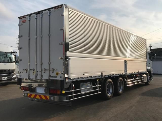 MITSUBISHI FUSOU SUPER GREAT 2025