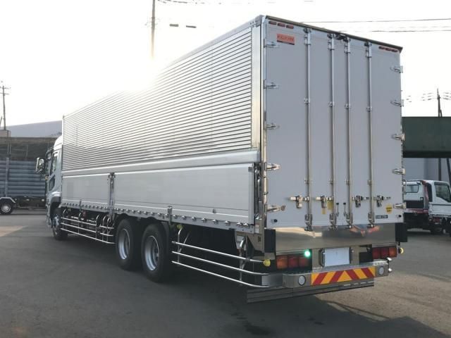 MITSUBISHI FUSOU SUPER GREAT 2025