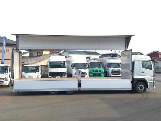 MITSUBISHI FUSOU SUPER GREAT 2025