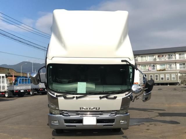 ISUZU FORWARD 2016