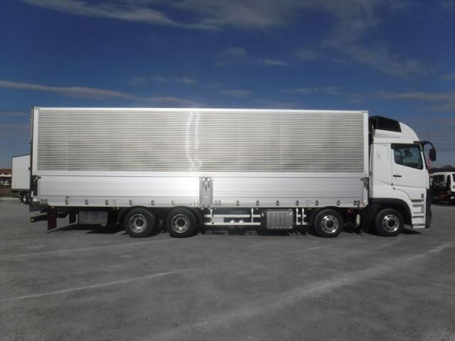 MITSUBISHI FUSOU SUPER GREAT 2025