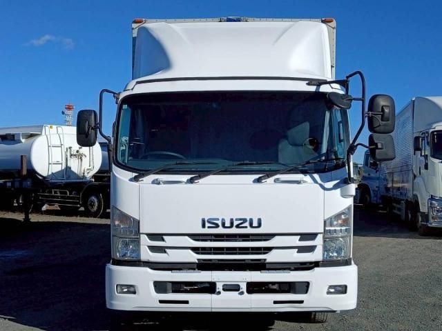 ISUZU FORWARD 2016