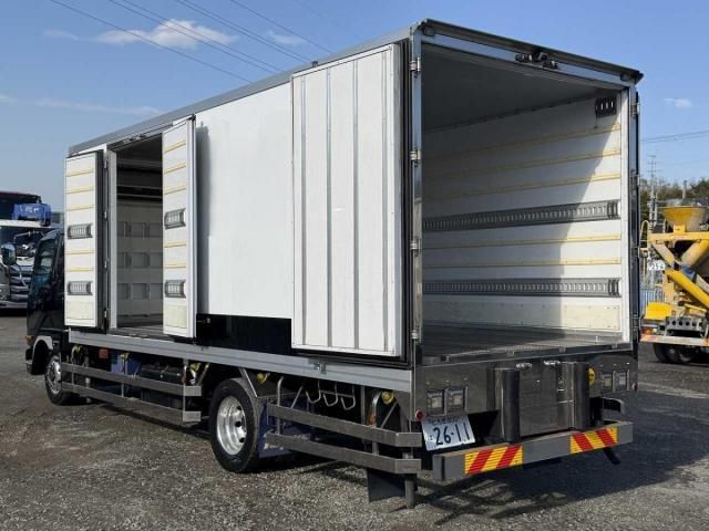 MITSUBISHI FUSOU FIGHTER 2020