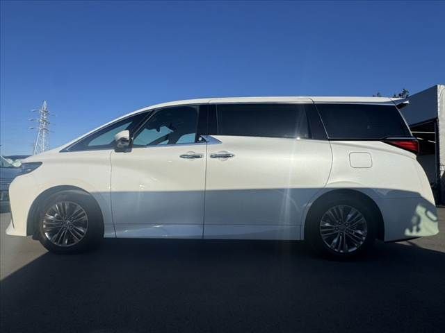 TOYOTA ALPHARD 2024