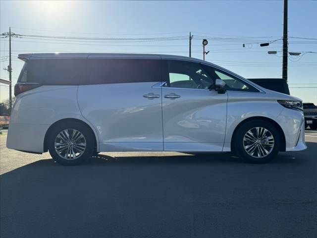 TOYOTA ALPHARD 2024