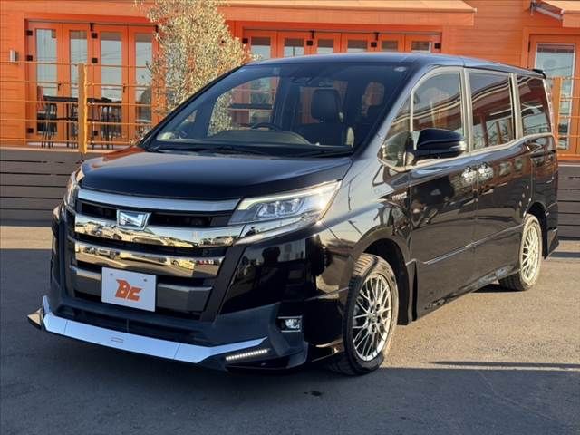 TOYOTA NOAH 2019