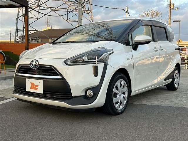TOYOTA SIENTA HYBRID 2016