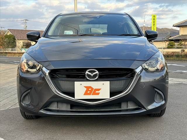 MAZDA DEMIO 2017