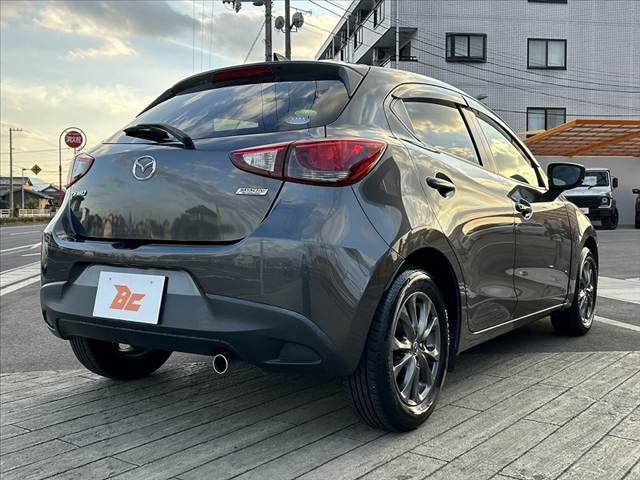 MAZDA DEMIO 2017