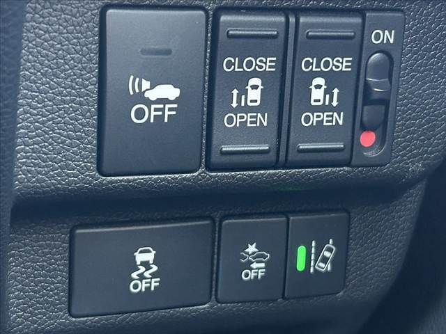 HONDA FREED plus HYBRID 2017