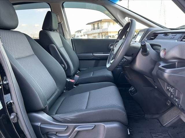 HONDA FREED plus HYBRID 2017