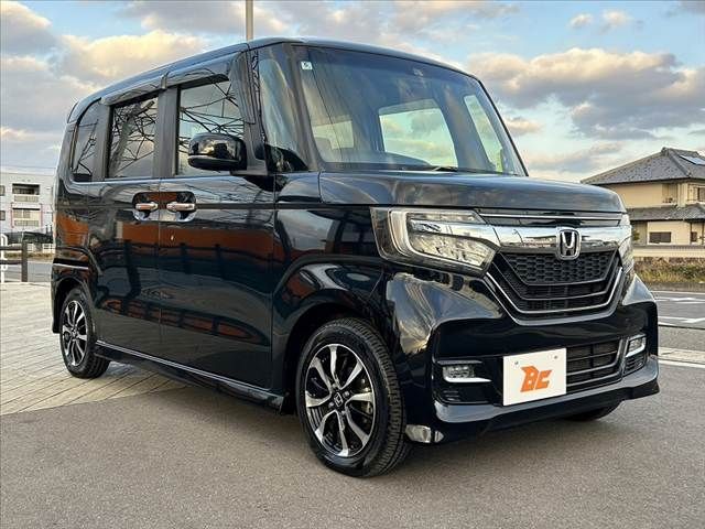 HONDA N BOX CUSTOM 2018