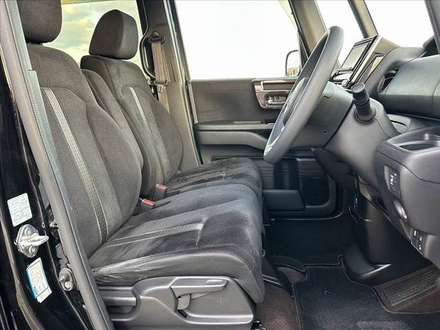 HONDA N BOX CUSTOM 2018