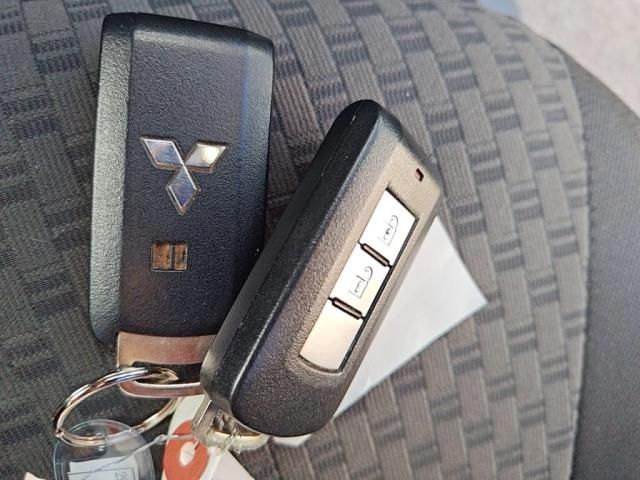 MITSUBISHI MIRAGE hatchback 2017