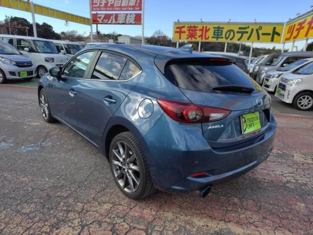 MAZDA AXELA SPORTS 2018