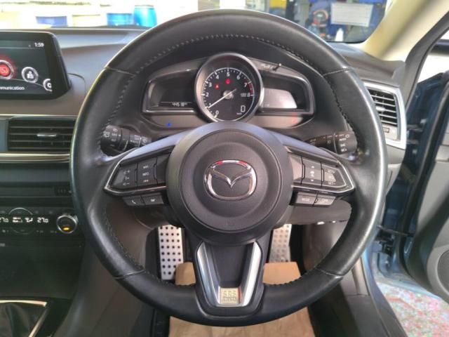 MAZDA AXELA SPORTS 2018