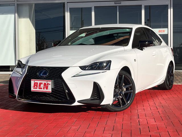TOYOTA LEXUS IS300h 2018