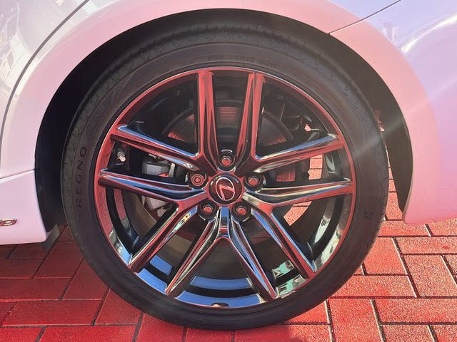 TOYOTA LEXUS IS300h 2018