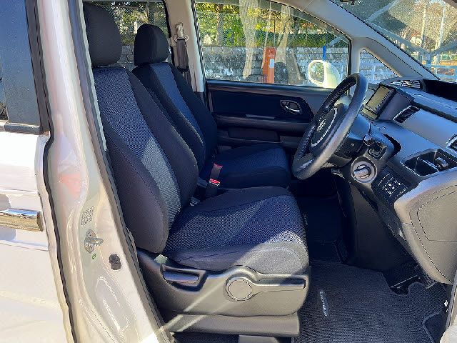 HONDA STEPWAGON SPADA 2009