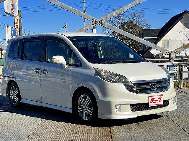 HONDA STEPWAGON SPADA 2009