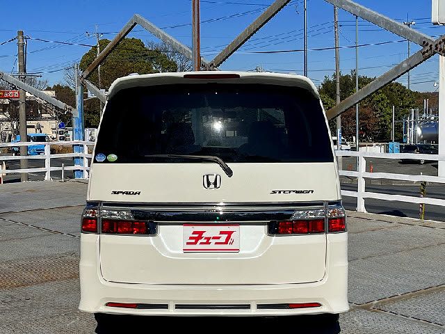 HONDA STEPWAGON SPADA 2009