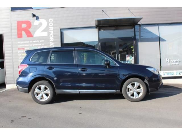 SUBARU FORESTER 2015