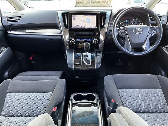 TOYOTA VELLFIRE 2016