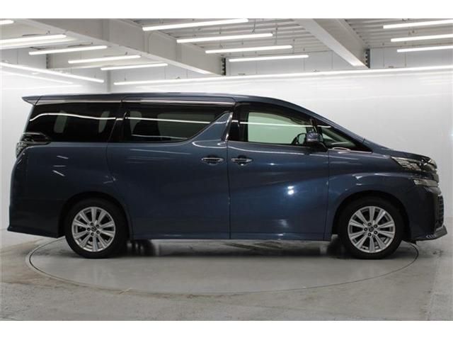 TOYOTA VELLFIRE 2015