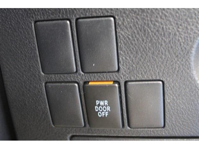 TOYOTA VELLFIRE 2015