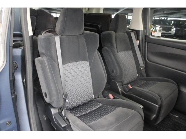 TOYOTA VELLFIRE 2015