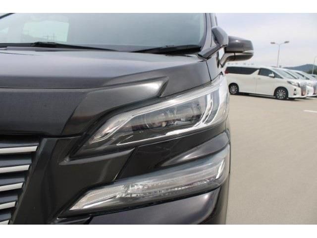 TOYOTA VELLFIRE 2016